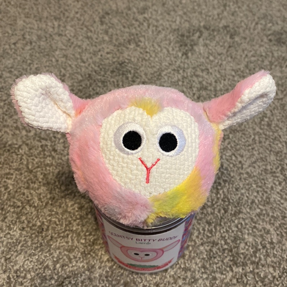 SCENTSY BITTY BUDDY Lamb! In Rainbow Sorbet scent.